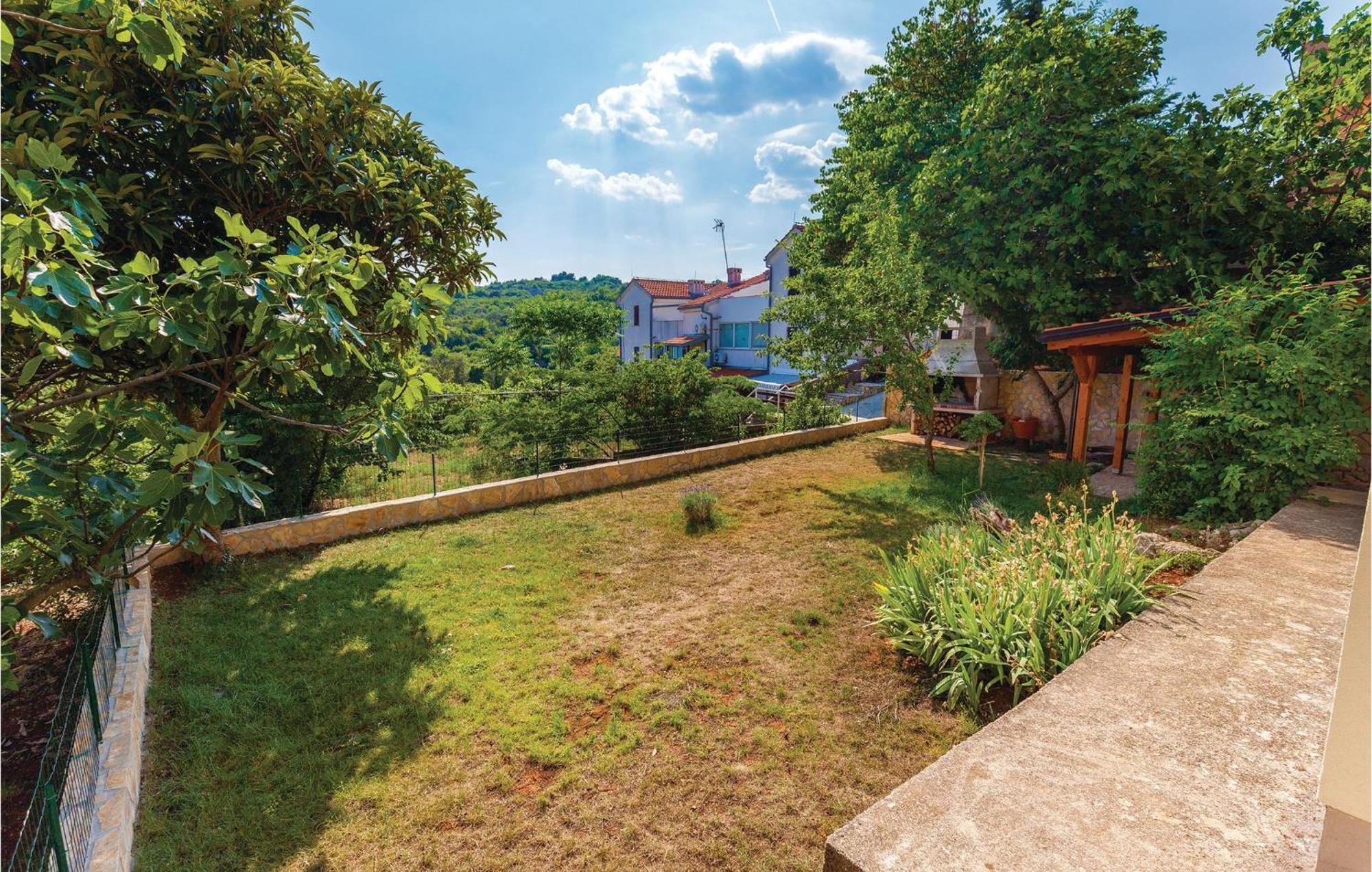 Gorgeous Apartment In Krk With Kitchen 克尔克 外观 照片